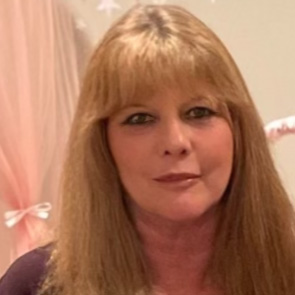 bio_cps-cindy-hendrickson Custom packaging for my products